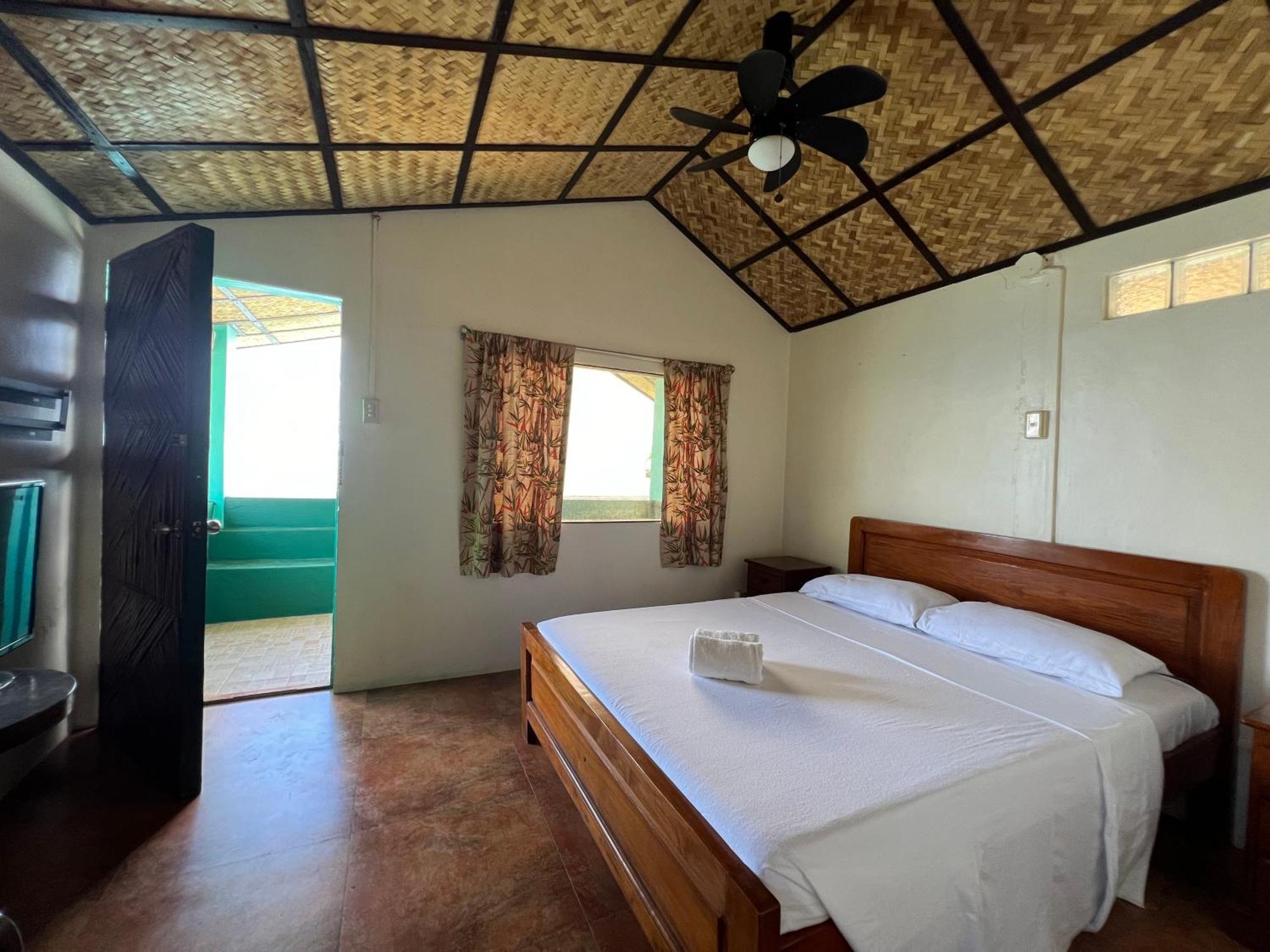 Bamboo Paradise Beach Resort Argao Exterior photo